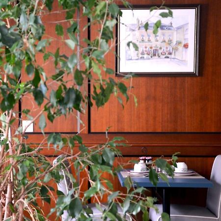 Coq Hotel Montreuil  Kültér fotó