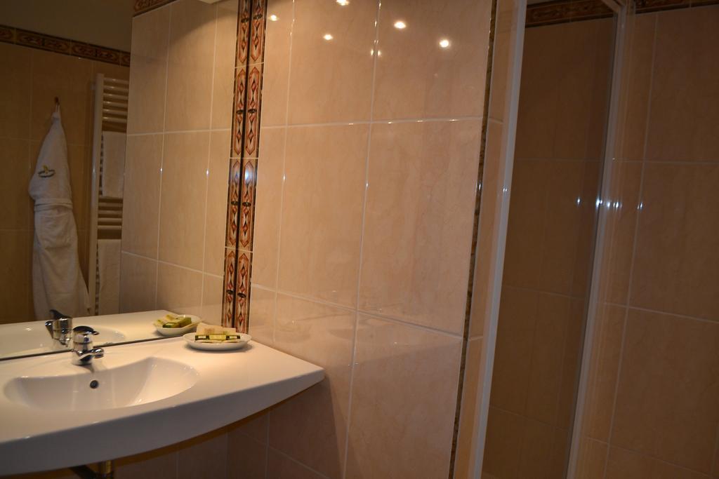 Coq Hotel Montreuil  Kültér fotó
